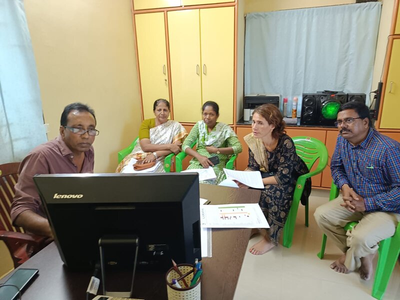 Sitzung der Programmverantwortlichen Indien & Uganda des Elisabethenwerks und der Partnerorganisation GAMANA in deren Büro, Bundesstaat Andhra Pradesh 