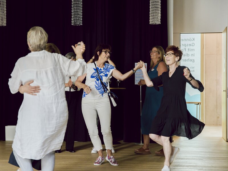 Ausgelassene Stimmung am Ende des Tages